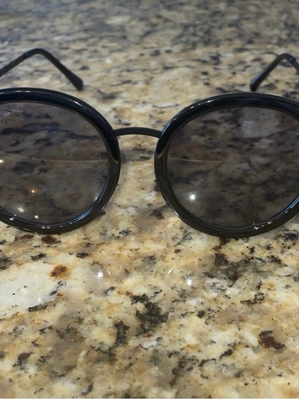 Unisex Maui Jim Black Round Sunglasses
